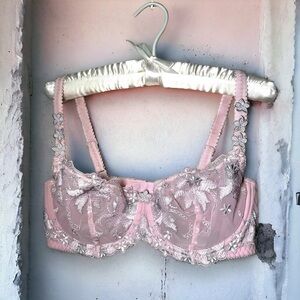 Charade vintage whimsical underwire  bra 38D